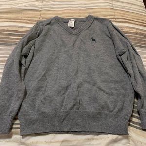 Grey long sleeve size {5T}